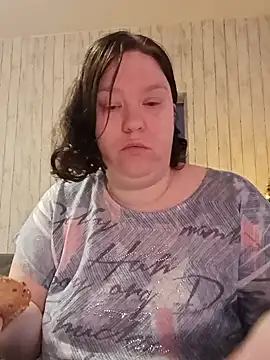 Feuchtekitty92xh online show from 12.04.25