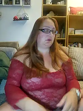 Snapshot of Luscious-LucyXX chatting on 06.03.26 Luscious-LucyXX online show from 06.03.26