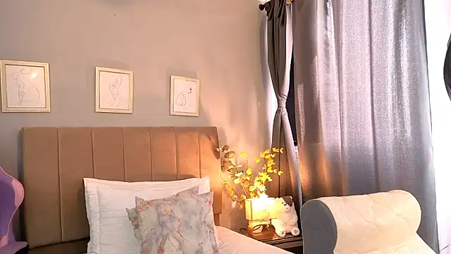 Penelophe01 online show from 02.10.26