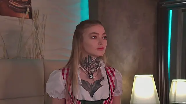 AriWild online show from 09.27.25