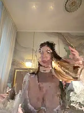 TiffaNoel online show from 04.05.26