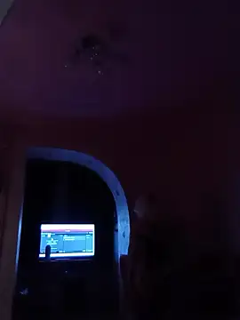 SquirtMilf00 online show from 11.27.25