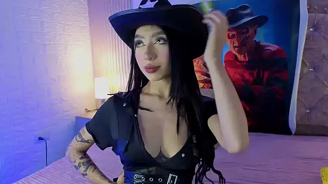 Snapshot of AnastasiaColeman chatting on 10.15.25 AnastasiaColeman online show from 10.15.25