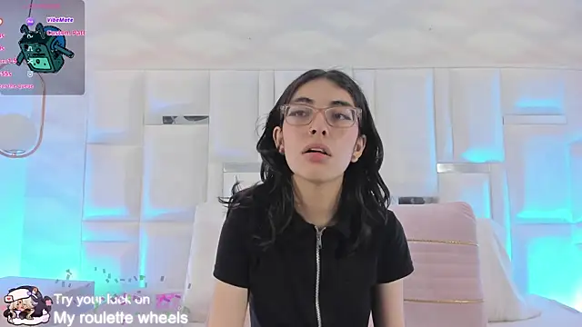 Im Molly Angel online show from 02.19.26