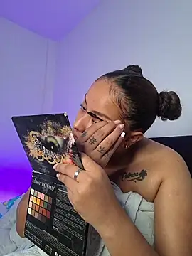 Nicoll 31 online show from 11.28.25