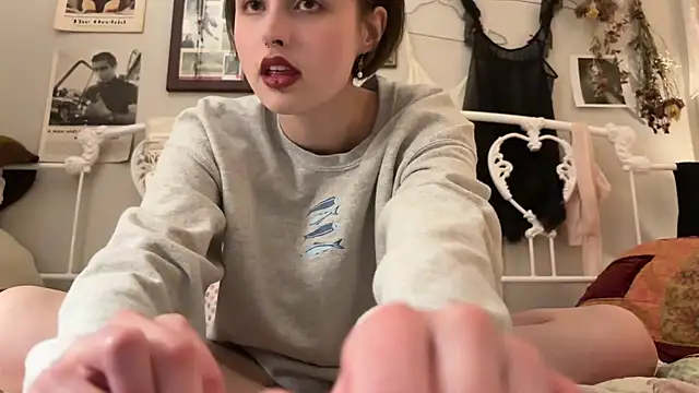 Snapshot of urbbydollxx chatting on 06.29.26 urbbydollxx online show from 06.29.26