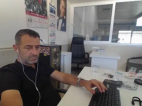 Snapshot of rafasilva3535 chatting on 09.18.25 rafasilva3535 online show from 09.18.25