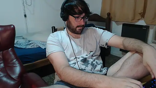 Snapshot of sacoa chatting on 12.17.24 sacoa online show from 12.17.24