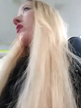 DeeA Blondy online show from 12.02.25