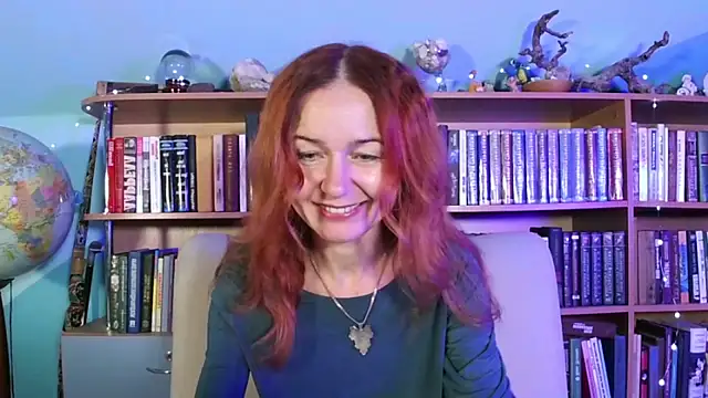 Snapshot of Foxilady357 chatting on 11.17.25 Foxilady357 online show from 11.17.25