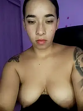 Valenn fernandez online show from 06.25.26