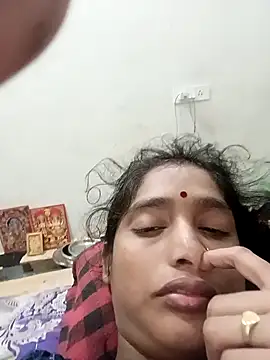 Guriya0076 online show from 11.18.25