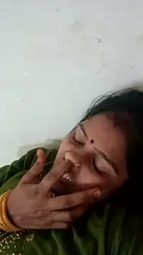 Snapshot of Guriya0076 chatting on 04.26.26 Guriya0076 online show from 04.26.26