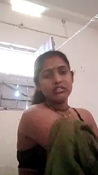Snapshot of Guriya0076 chatting on 04.27.26 Guriya0076 online show from 04.27.26