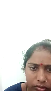 Snapshot of Guriya0076 chatting on 05.17.26 Guriya0076 online show from 05.17.26