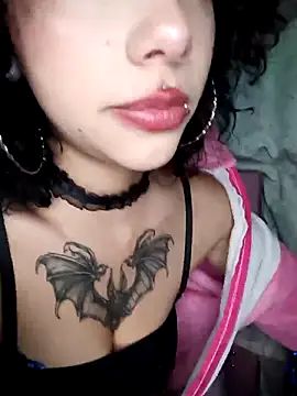 Snapshot of U-Upaaita chatting on 02.09.26 U-Upaaita online show from 02.09.26