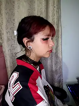 Snapshot of U-Upaaita chatting on 02.18.26 U-Upaaita online show from 02.18.26