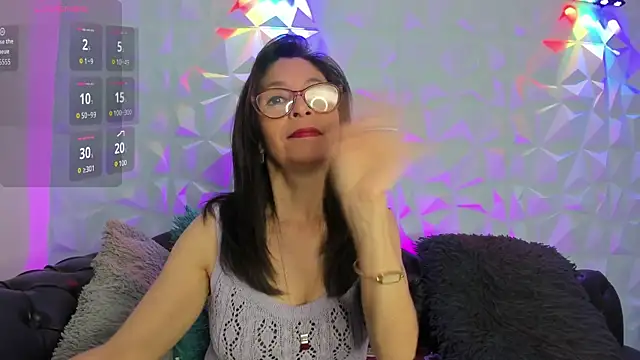 SabinaDeluxe cg online show from 12.20.25