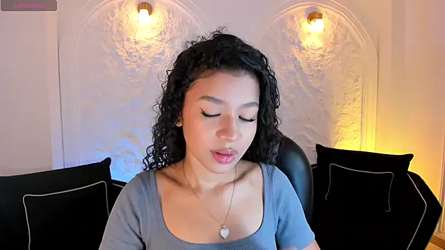 SophieHouston  online show from 09.25.25