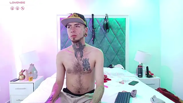 Snapshot of Asha_zuri_and_adam chatting on 02.24.26 Asha zuri and adam online show from 02.24.26