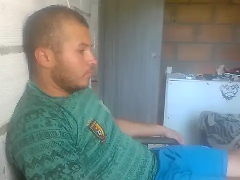 santiii   12 online show from 12.14.25