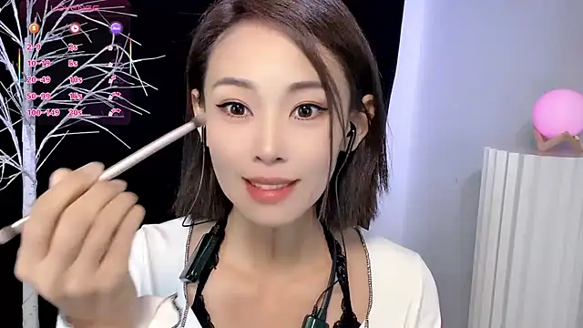 Snapshot of xiaoyue8888 chatting on 09.24.25 xiaoyue8888 online show from 09.24.25