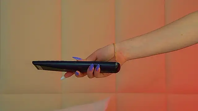 KeiraAsti online show from 03.16.26