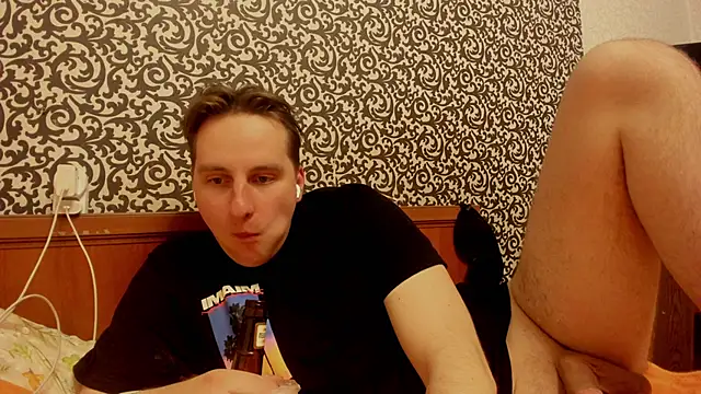 Snapshot of romiosabrino chatting on 04.21.26 romiosabrino online show from 04.21.26