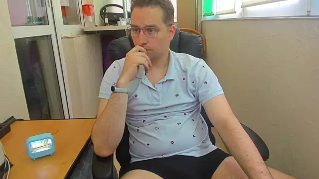 Snapshot of romiosabrino chatting on 05.16.26 romiosabrino online show from 05.16.26