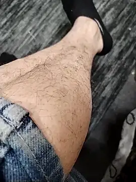 Snapshot of emerryosef chatting on 03.04.26 emerryosef online show from 03.04.26