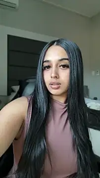 LilMisIndianx online show from 04.29.26