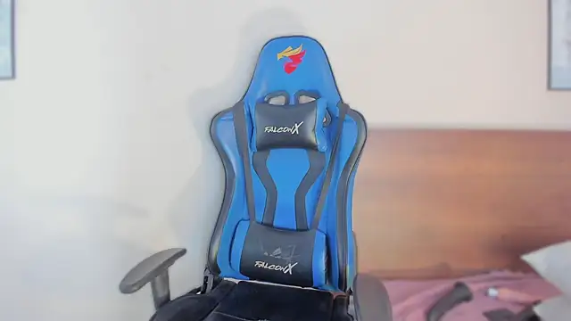 Snapshot of Niicol_Jenner chatting on 02.15.26 Niicol Jenner online show from 02.15.26