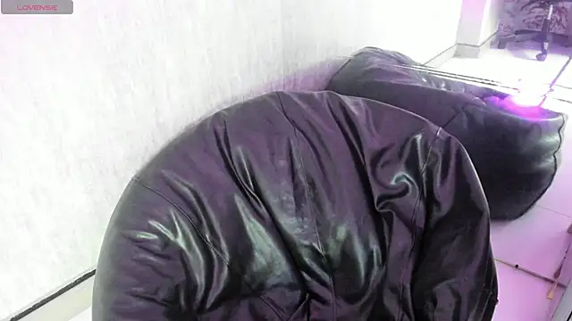 Adaara Rey online show from 11.19.25