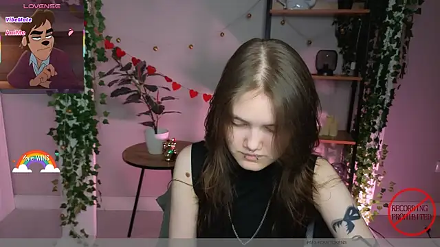 Snapshot of Dilara_xBaby chatting on 06.19.26 Dilara xBaby online show from 06.19.26