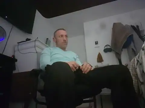 Snapshot of Scott654538 chatting on 05.26.26 Scott654538 online show from 05.26.26