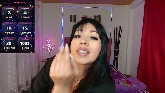 hannagomez 24 online show from 12.05.25