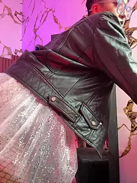 Rebeka-baker online show from 10.04.25