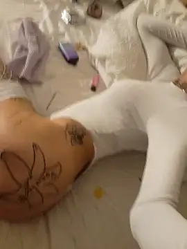 Tannedtattooed69 online show from 01.11.26