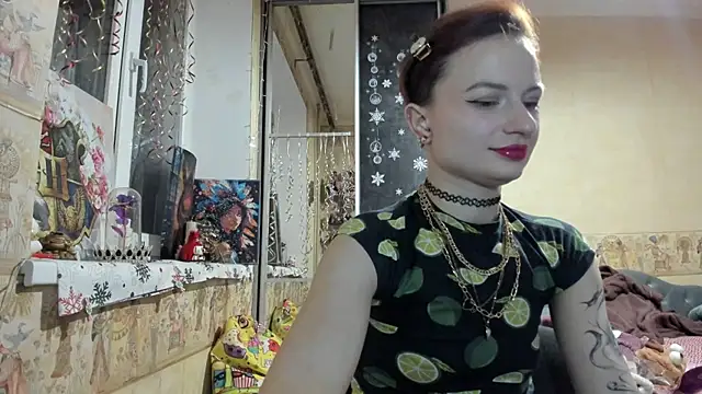 Snapshot of WatsonMi chatting on 02.04.26 WatsonMi online show from 02.04.26