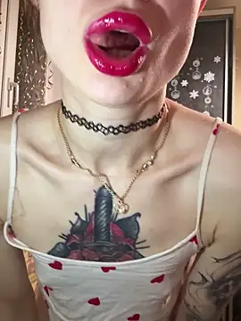 Snapshot of WatsonMi chatting on 02.05.26 WatsonMi online show from 02.05.26