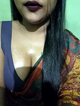 Snapshot of JIYA-04 chatting on 09.19.25 JIYA-04 online show from 09.19.25