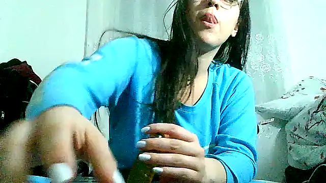Snapshot of lareinalareinadelanal chatting on 10.05.25 lareinalareinadelanal online show from 10.05.25