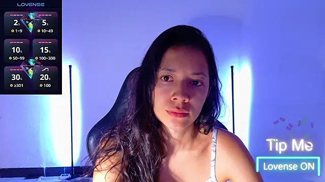 Snapshot of Sarasavage chatting on 05.11.26 Sarasavage online show from 05.11.26