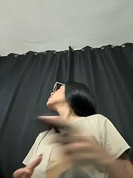 ElaRose 12 online show from 04.10.26