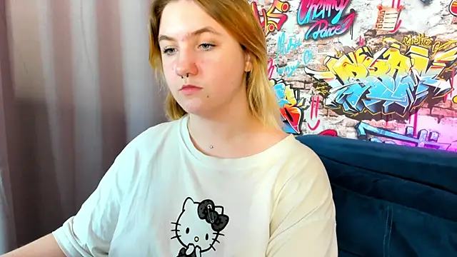 Julia Jips online show from 09.26.25