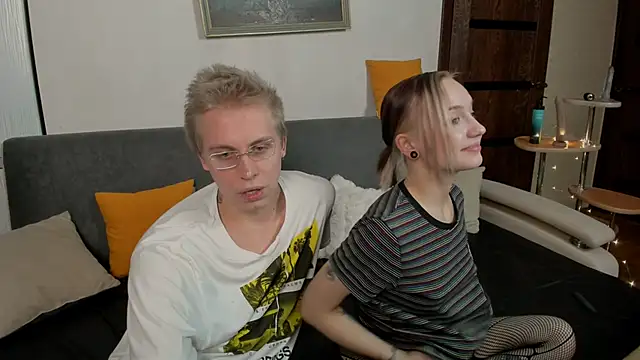 Snapshot of SammySccott chatting on 11.12.25 SammySccott online show from 11.12.25