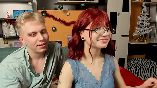 Snapshot of SammySccott chatting on 12.23.25 SammySccott online show from 12.23.25