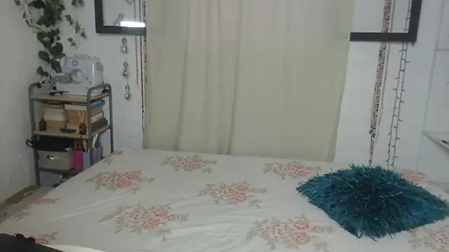 Snapshot of porndollbaby chatting on 06.11.26 porndollbaby online show from 06.11.26