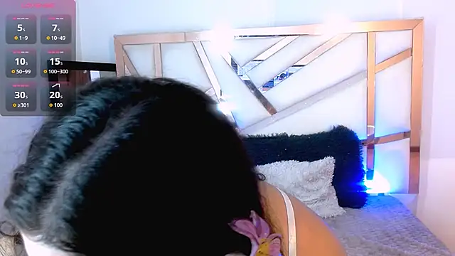 hannia baileys online show from 11.11.25