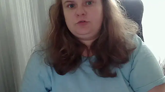 HollyXEva online show from 09.20.25